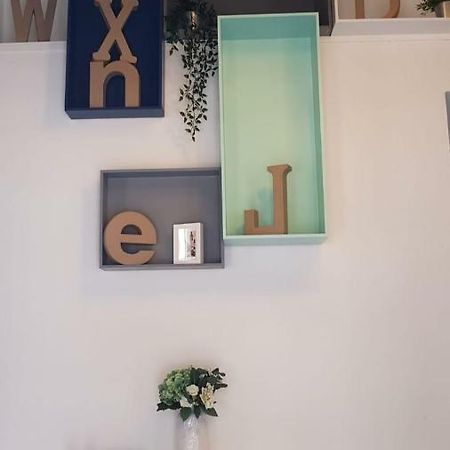Florista Bonito Alojamiento Bien Comunicado Ξενοδοχείο Βαλένθια Εξωτερικό φωτογραφία